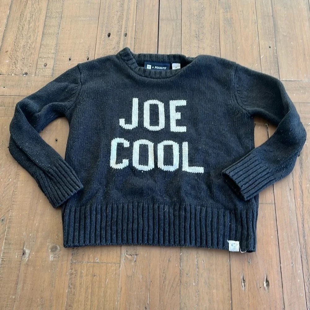 Gap x peanuts Joe Cool gray sweater